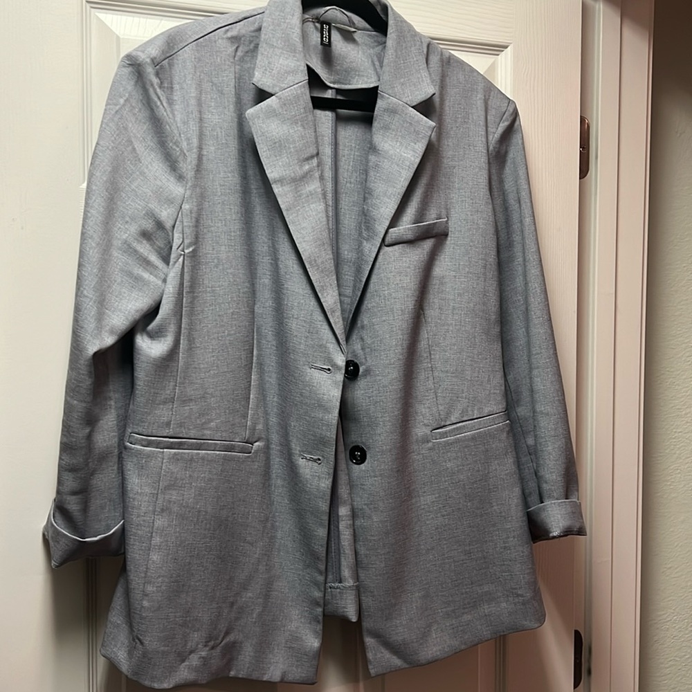 Grey blazer